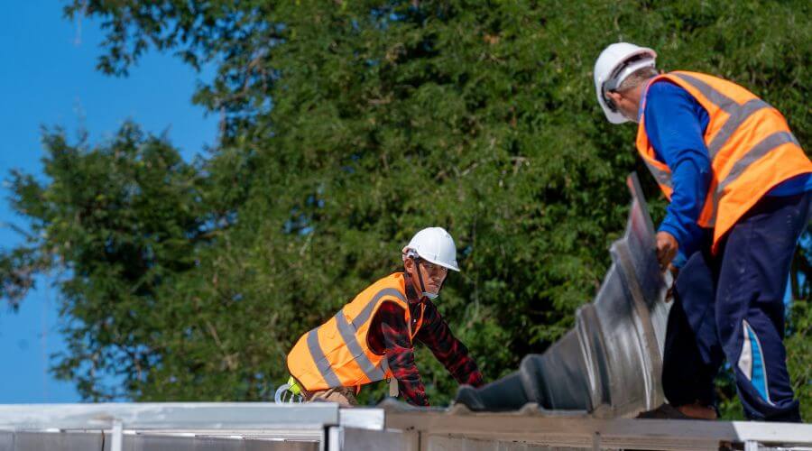 Professional gutter cleaning in South Lake Tahoe, CA
